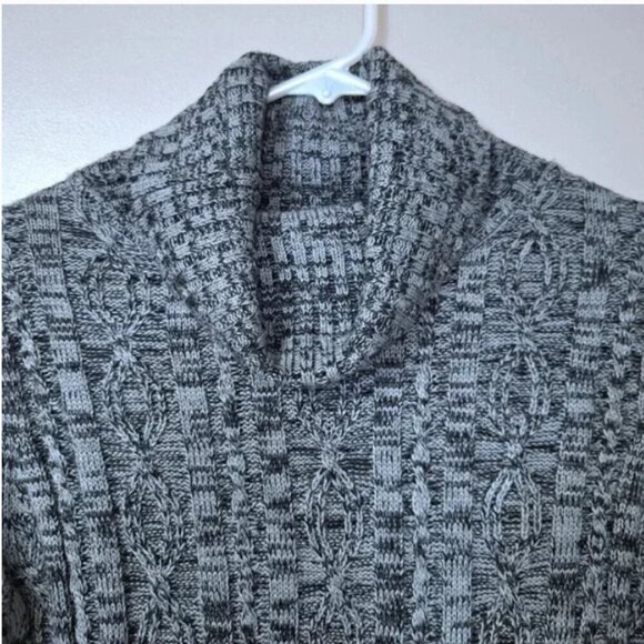 IZ Byer Knitted Turtleneck Drop-Waist Sweater Dress Gray Black - Picture 9 of 10